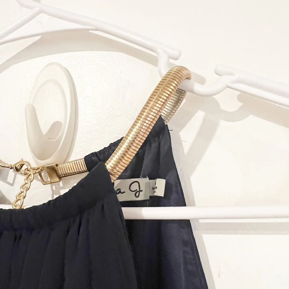 Eliza J Chiffon Layered Gold Chain High Neck Navy Maxi Gown Size 10 - Picture 8 of 9